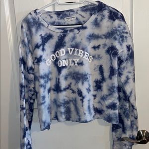 Girls cropped sweater blue tie-die